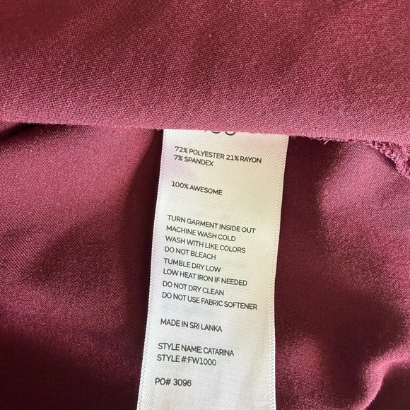 FIGS Technical Collection Catarina One-Pocket Scrub Top Burgundy PO 3096 Women S - Picture 6 of 7